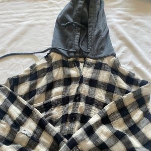 American Eagle cropped hooded long sleeve distressed shirt